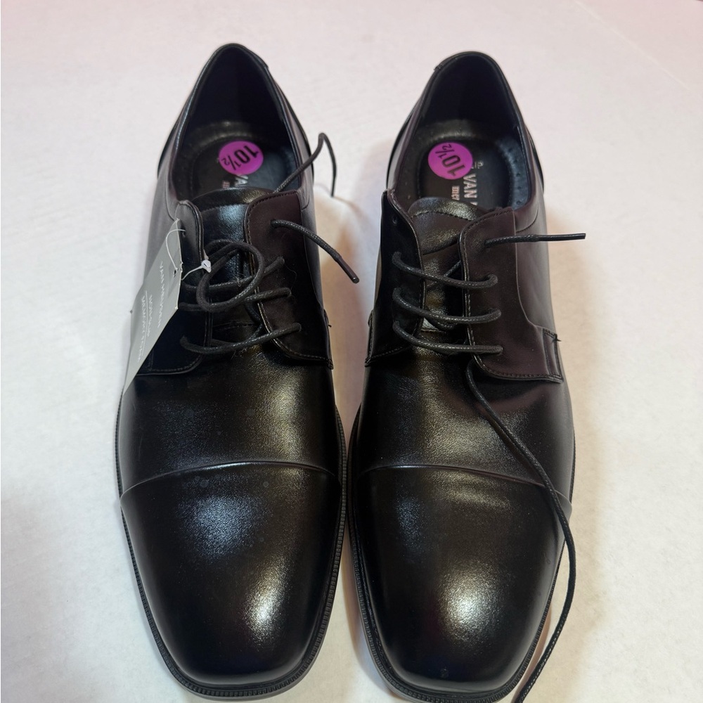Van Heusen Classic Black Oxfords